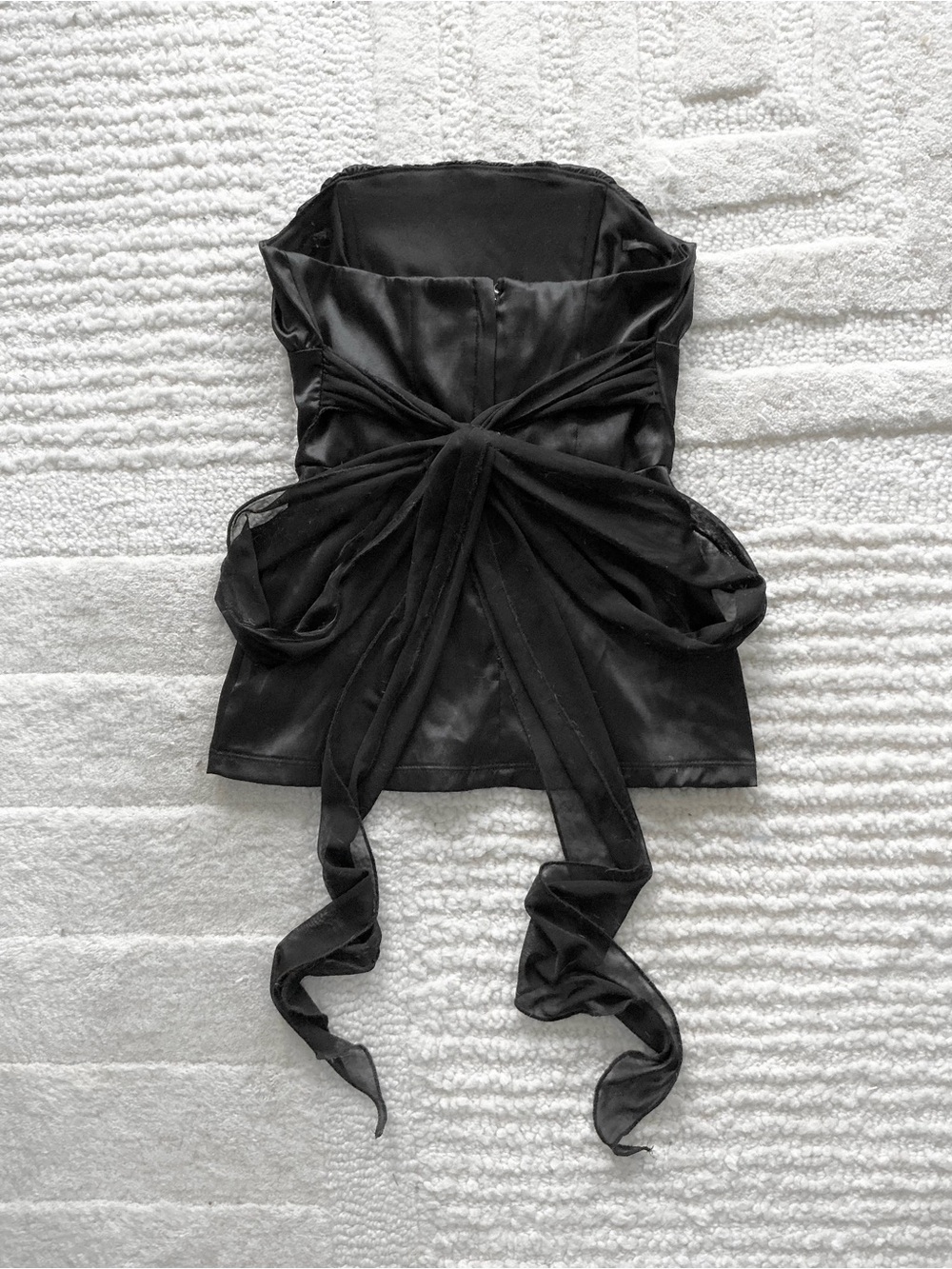 Y2K vintage le chateau Black Strapless Satin tie back babydoll top